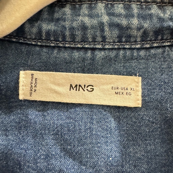 Mango Chest-pocket denim shirt in Blue Medium/XL - Picture 7 of 13